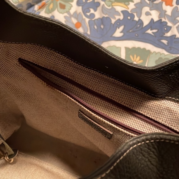 Dooney & Bourke hobo style bag - Picture 7 of 10